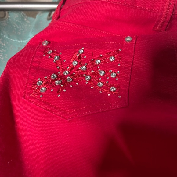 Red Jeans - Picture 6 of 6
